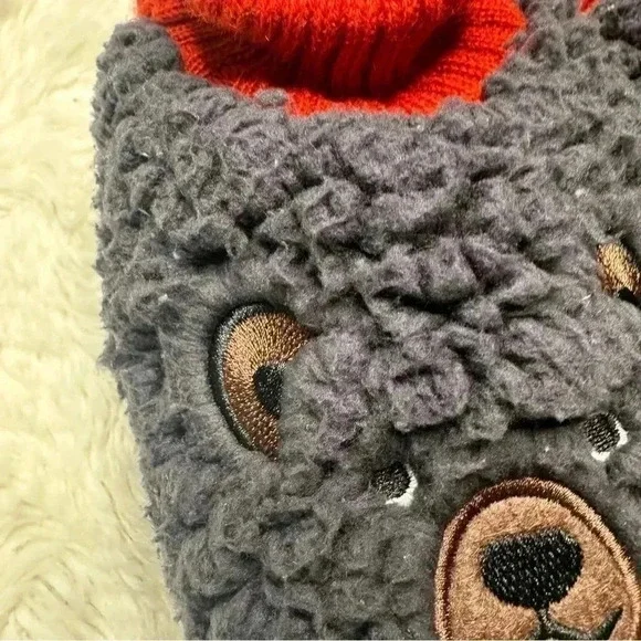 K. Bell  Sherpa Socks Grey & Red Size Small - Picture 4 of 16